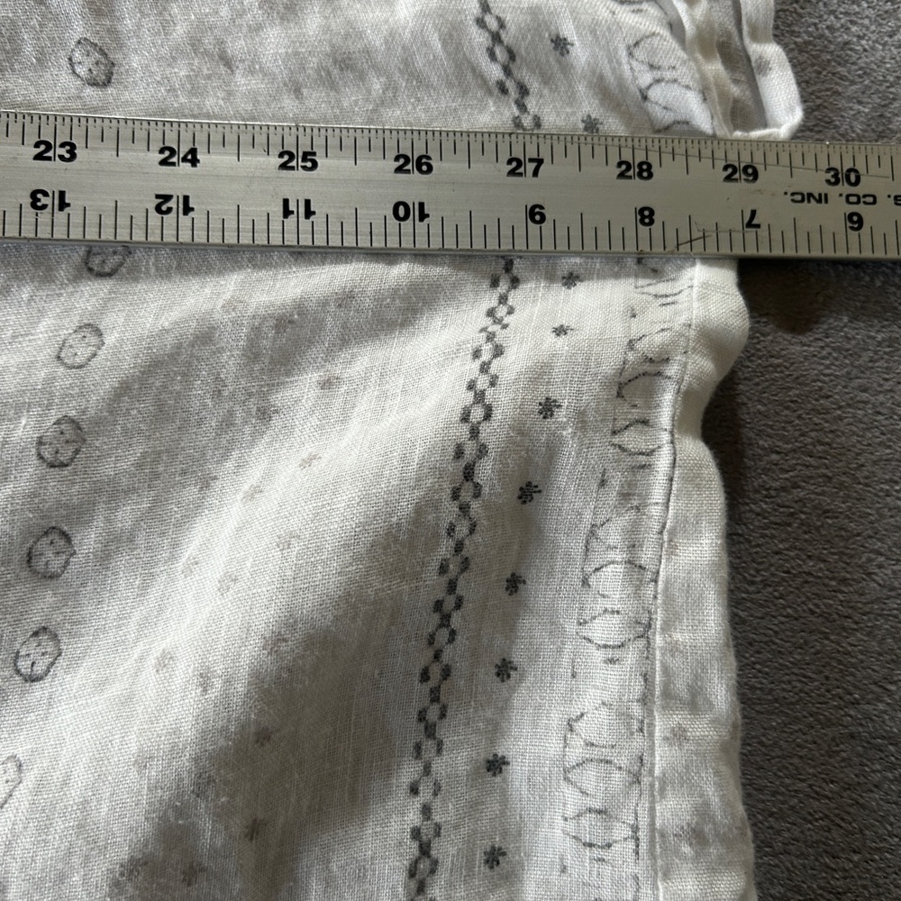 Johnny was white linen oversized blouse floral embroidered v neck line Sz xl - Picture 8 of 10